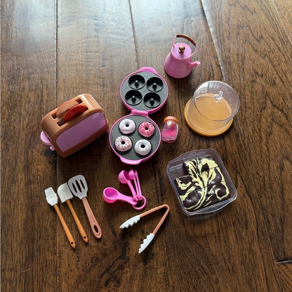 Foodie Fun with 18inch Dolls - Picture 4 of 13